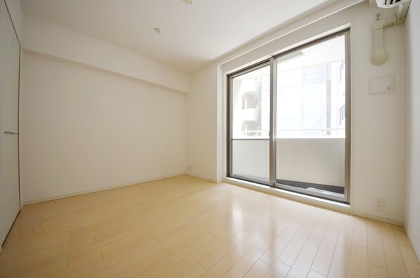 レジディア神田岩本町の物件内観写真